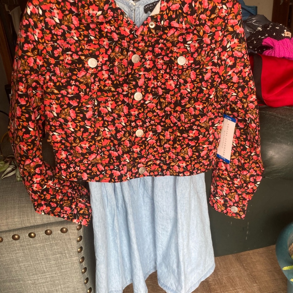 Girl dress size 14/16